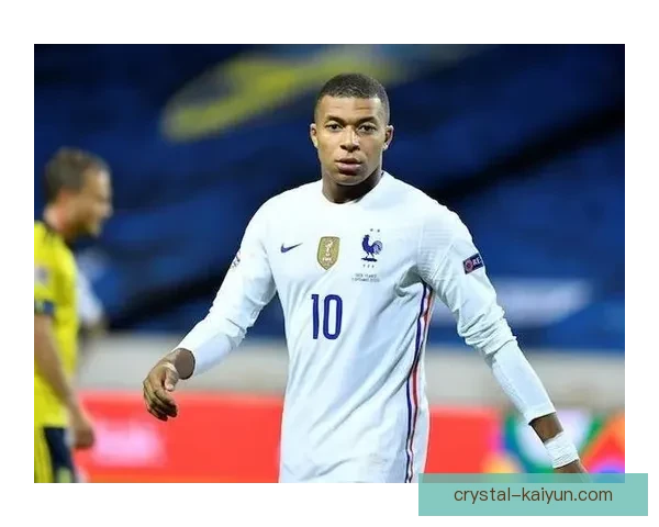 伊尼戈·马丁内斯与孔德搭档状态回暖，有望增强后防实力